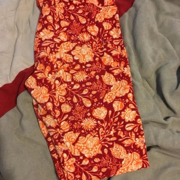 LulaRoe OS Legging BUNDLE - Picture 4 of 4